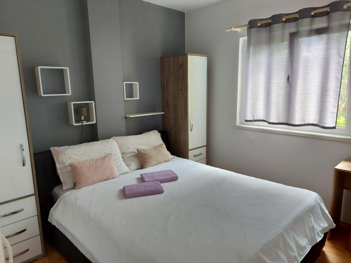 Apartmán Apartman Larisa Kampor Exteriér fotografie